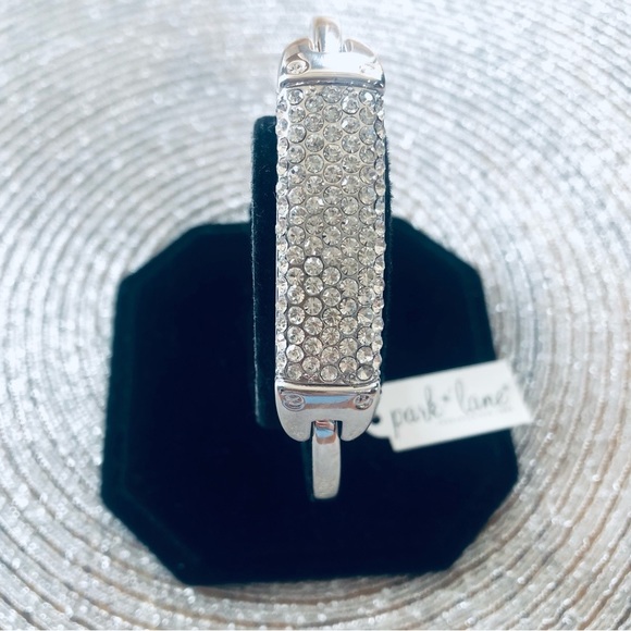 Park Lane Rave Bracelet Clear Swarovski Crystals Plus size Bangle - Picture 1 of 15